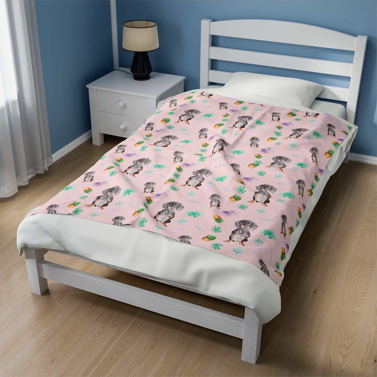 personalized dog blanket in pink with a Dachshund print