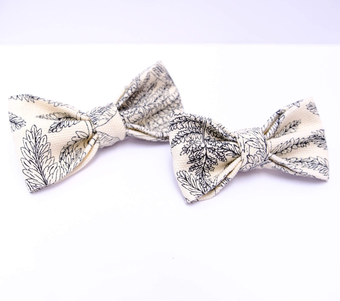 leaf print bow tie for dogs and cats