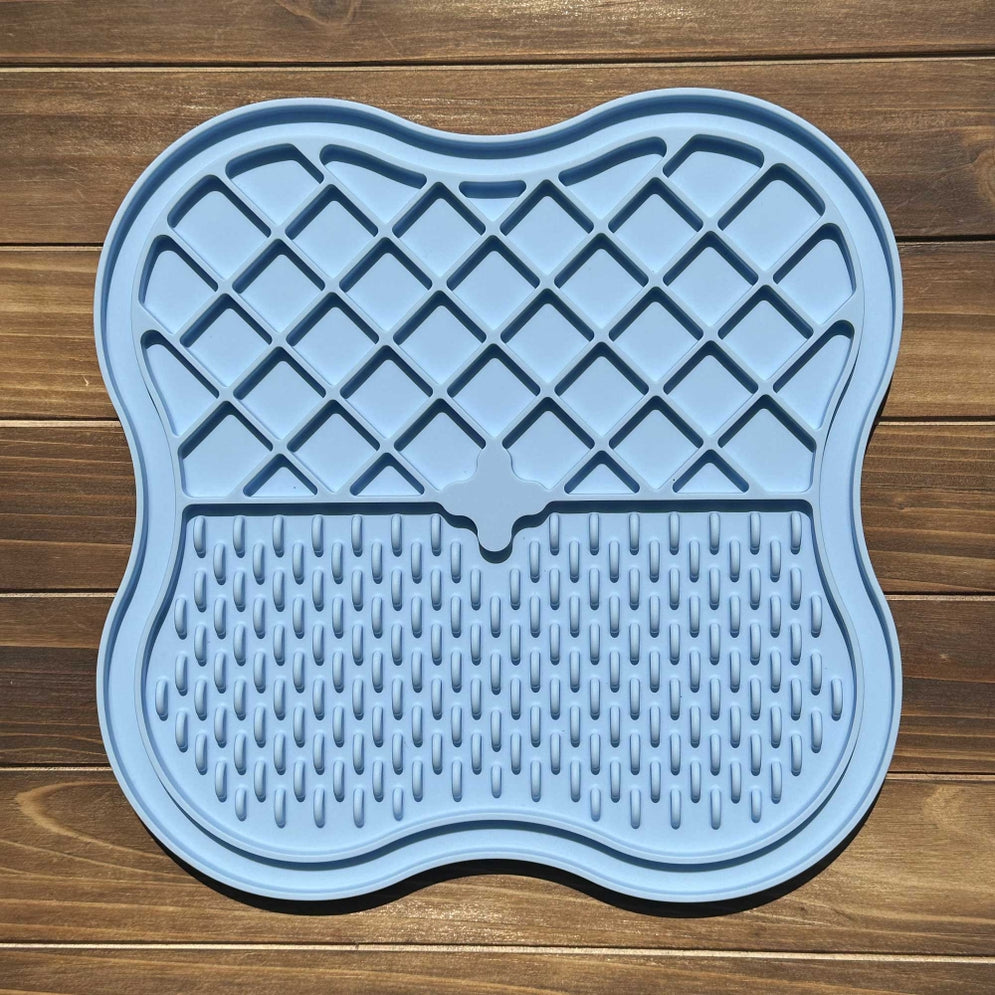 silicone Lick mat for pets in blue
