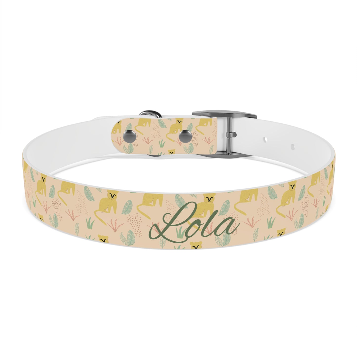 Dog collar with floral pattern and 'Lola' engraving on a white background