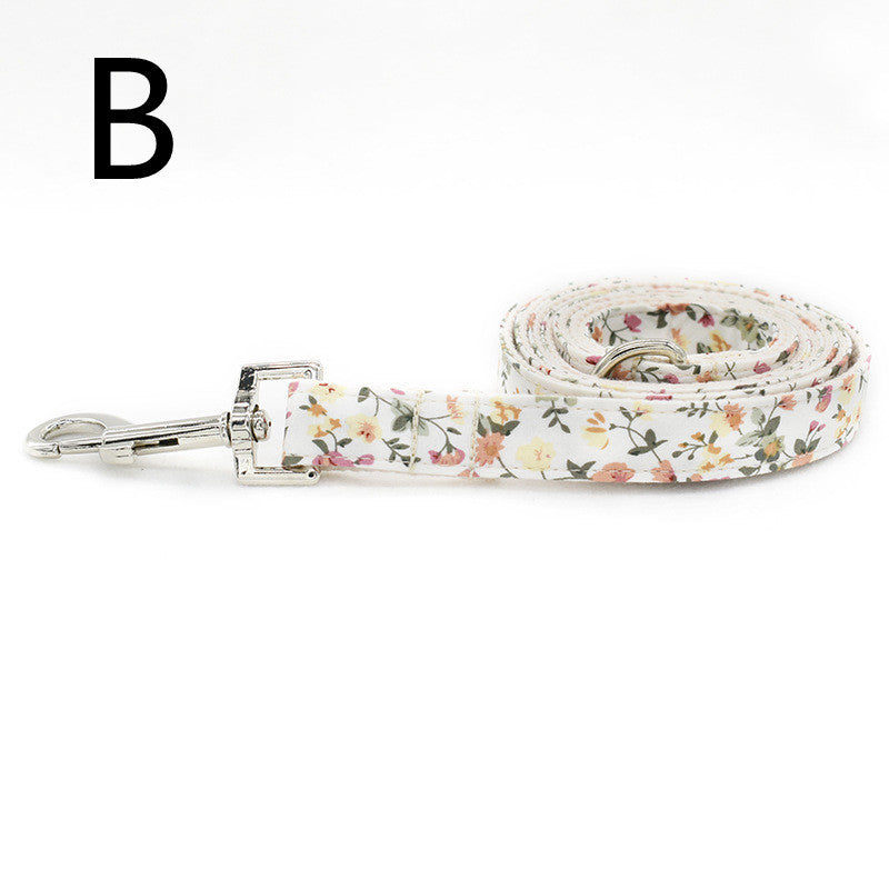 White Flower Leash and Collar | Floral Leash and Collar Set