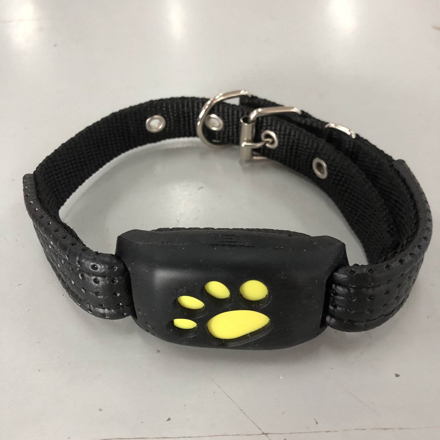 Pet GPS Tracking Collar – Real Time Dog GPS Tracker with Geo Fence Alarm & Waterproof Design