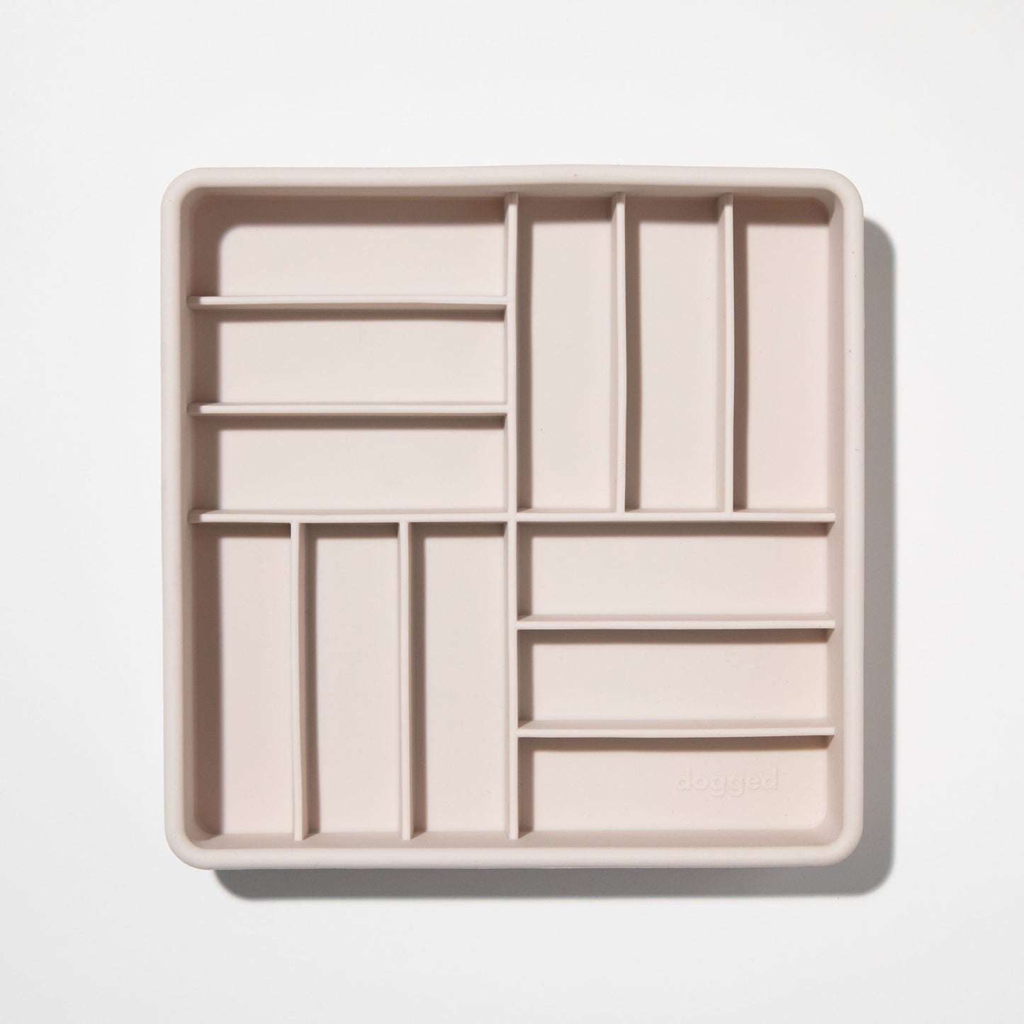 3-in-1 parquet slow feeder bowl - sand